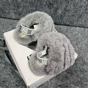 UGG Kids' Fluff Yeah Slide Slipper Size 2/3